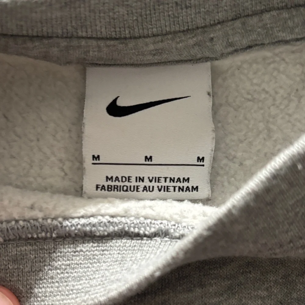 Nike Michigan State Spartans Gray Sweatshirt - SIZE MEDIUM - Picture 4 of 4